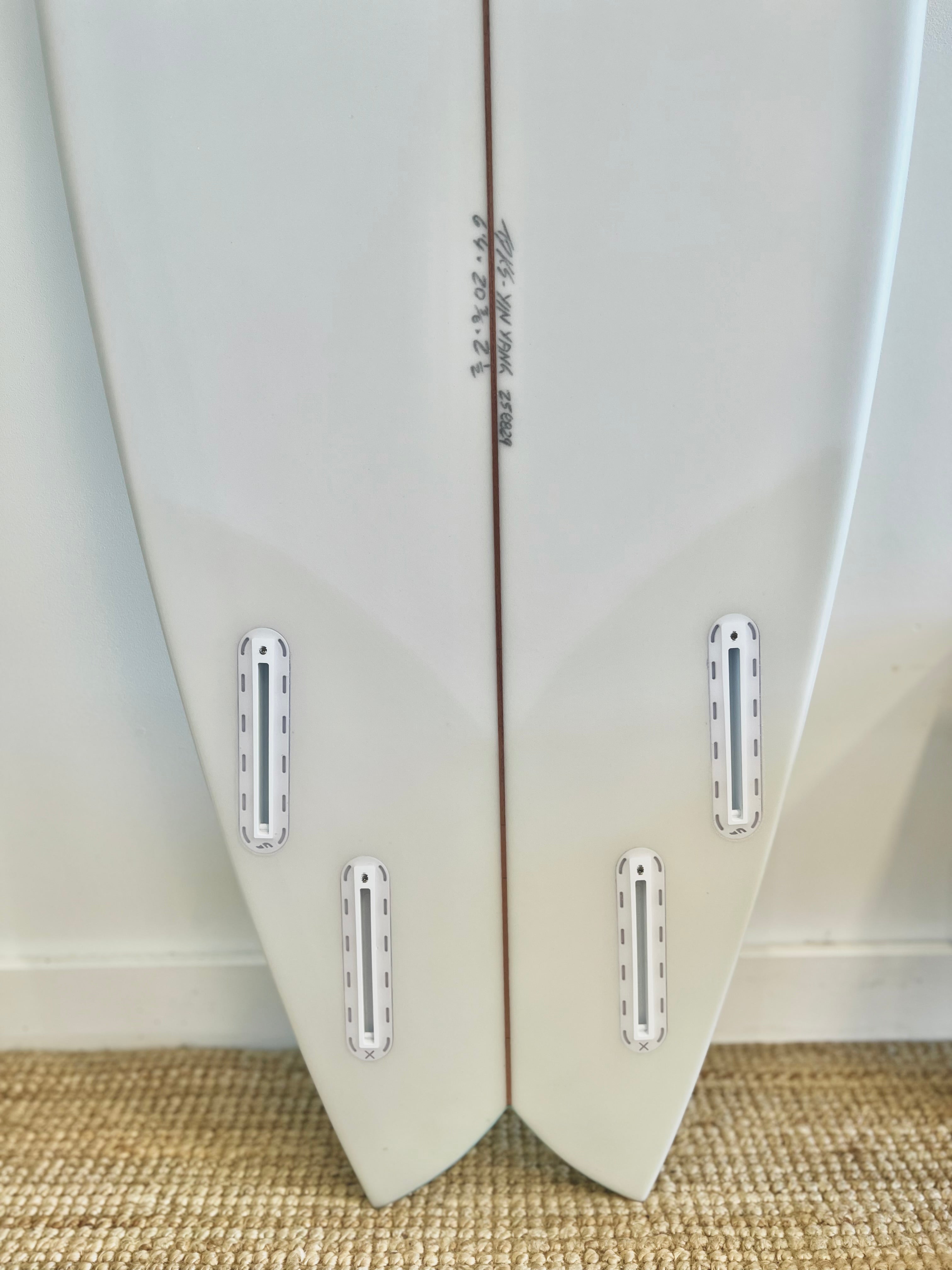 Dead Kooks Yin Yang Quad 6'4 – Dessa Store