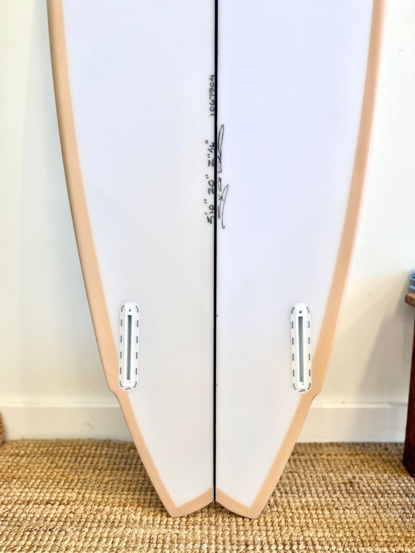 Christenson Lane Splitter Swallow 5'10