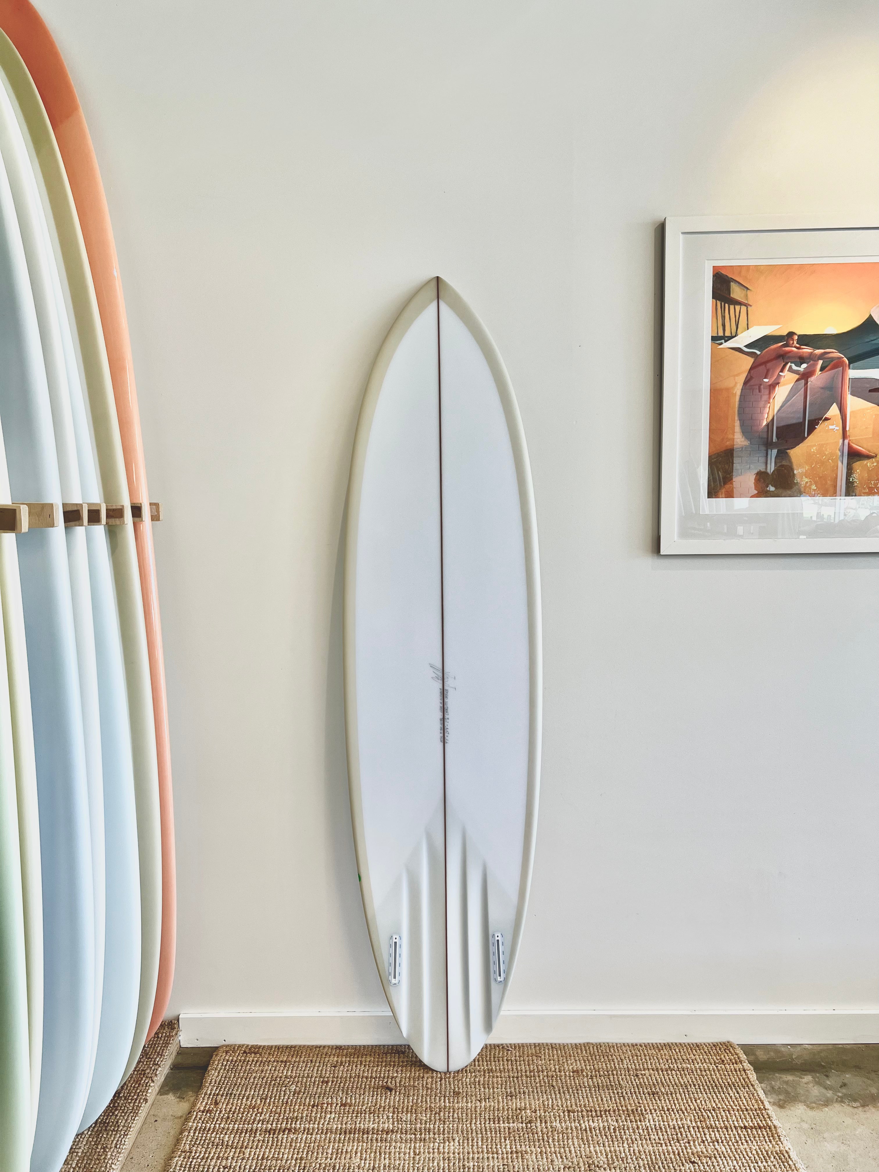 Petal To The Metal Charlotte Charger 7'1 | Dessa Store